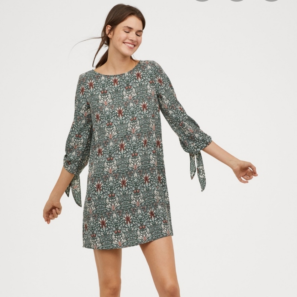 H&M William Morris dress